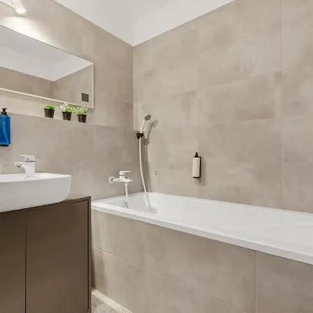 Lam Stadium - Terrace 14m2 Apartament *